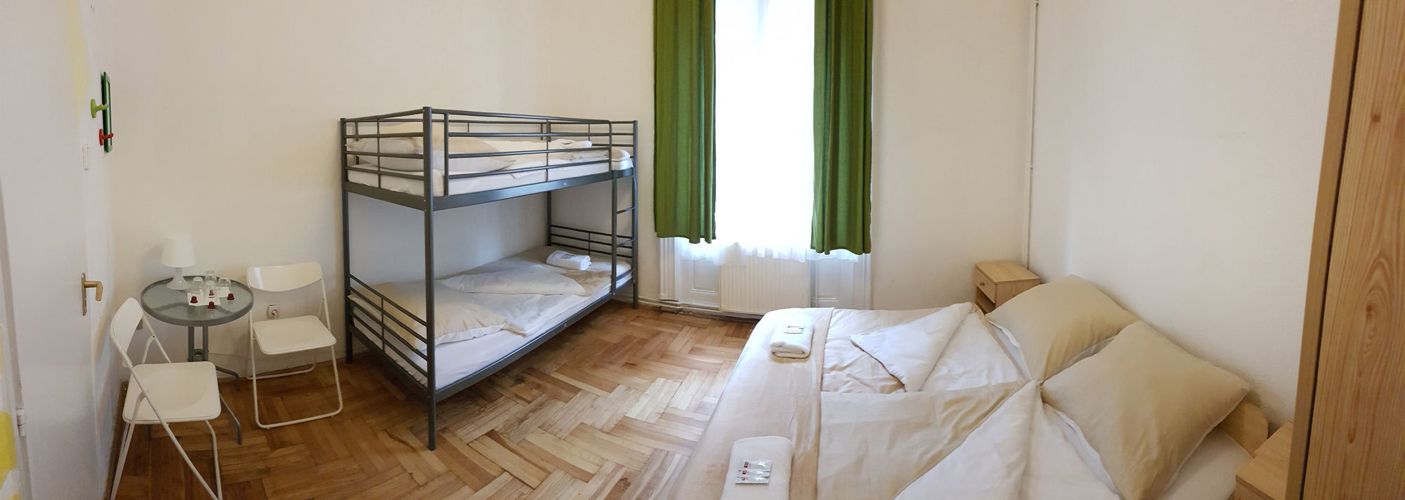 Westend Minihotel Будапеща Екстериор снимка